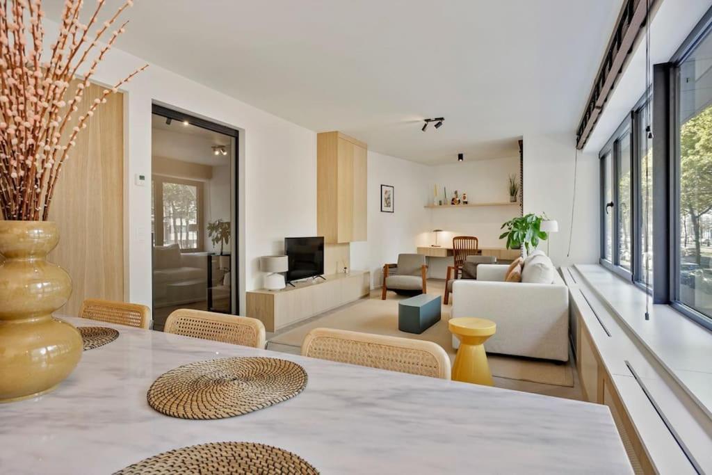 Deluxe 2-br In Appartement